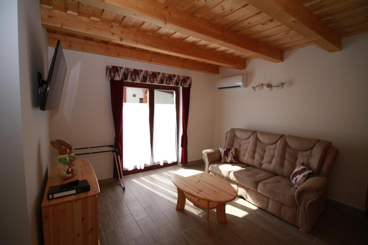 Boni Apartmanok Хедькё Экстерьер фото